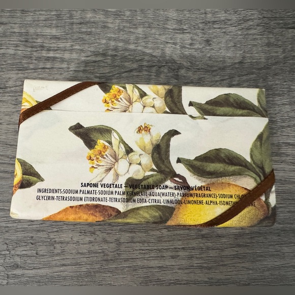 Sapone Vegetale LEMON Soap Bar Handmade in Italy 300g/10.5oz - Picture 6 of 7